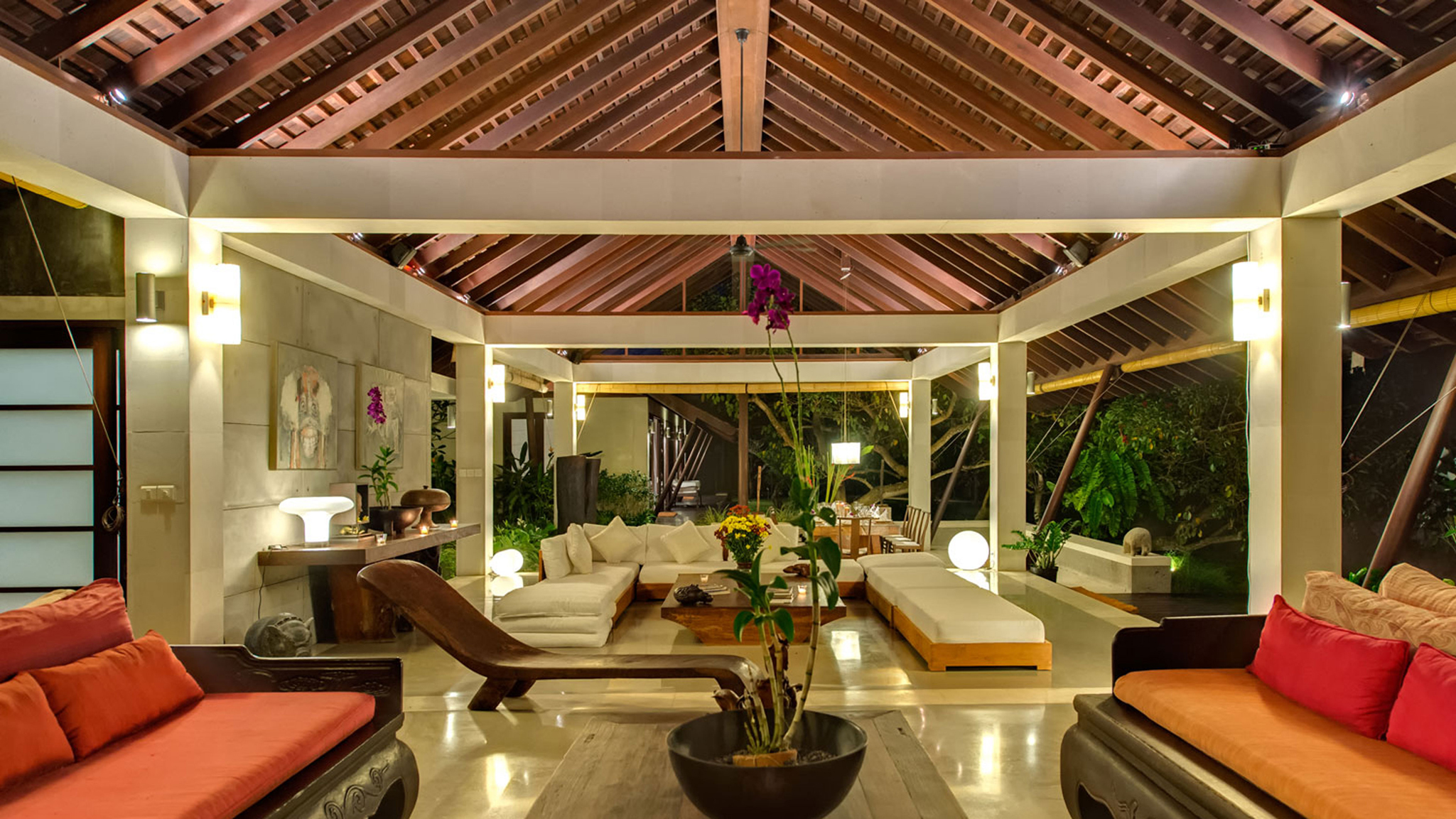 Samadhana - living and dining pavilion towards guest rooms Samadhana - living and dining pavilion towards guest rooms